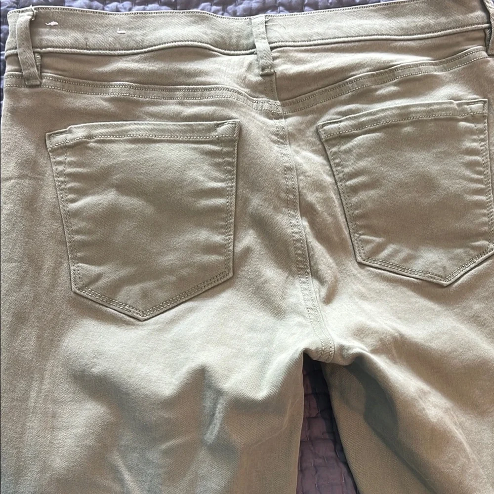 LOFT Sage Green Modern Crop Jean size 6 - Picture 8 of 8
